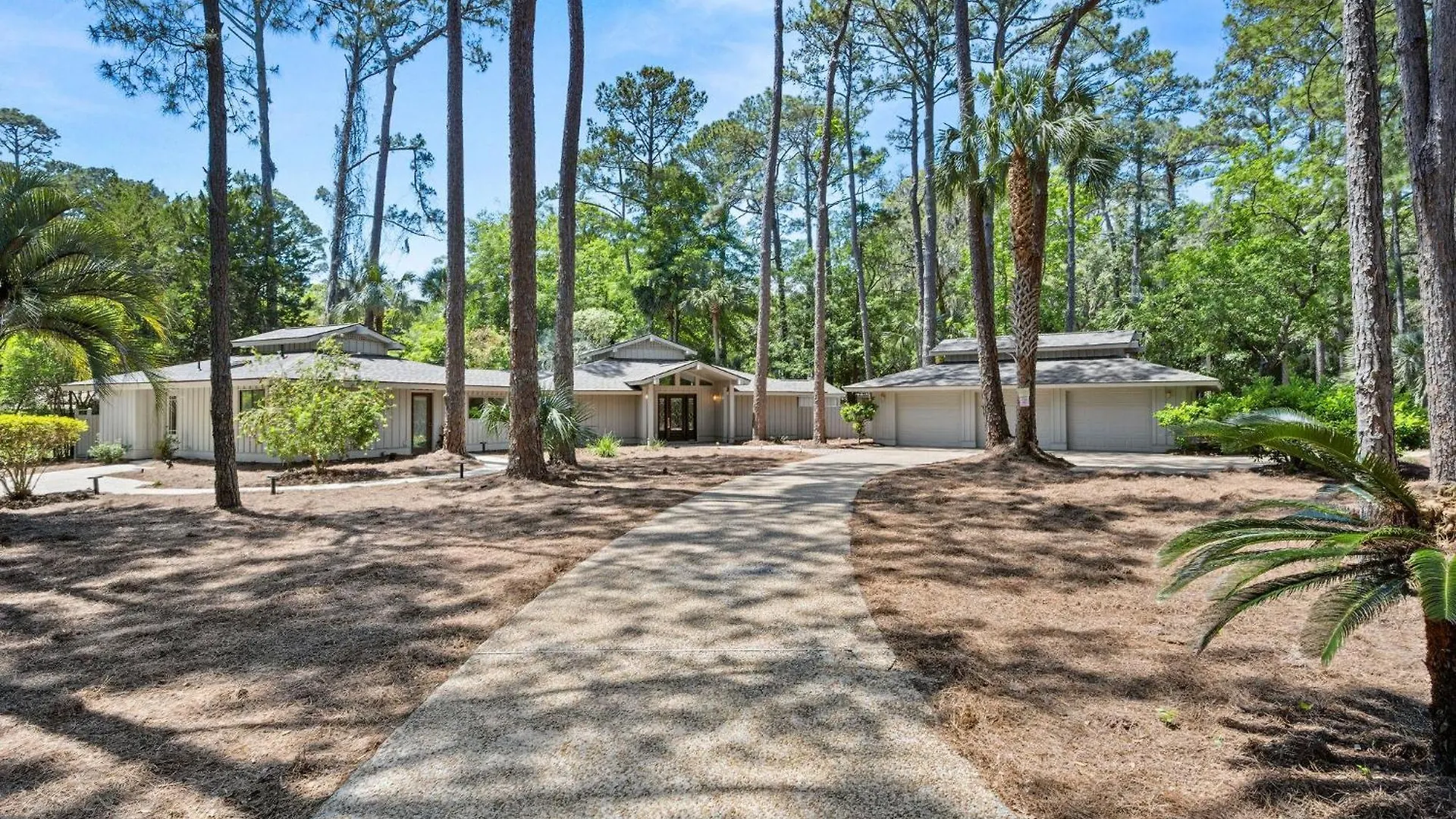 4 Palmetto Place *