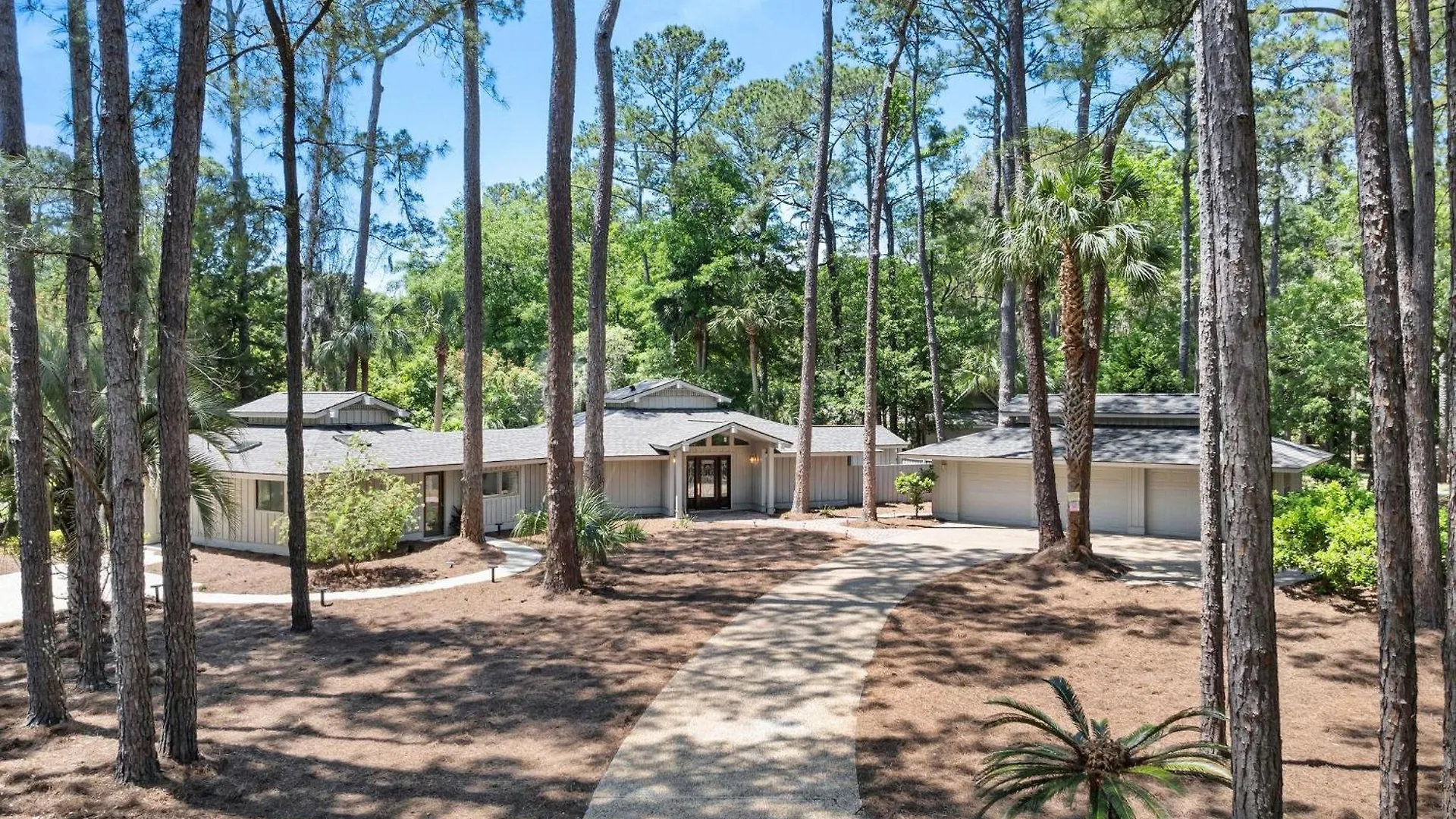 4 Palmetto Place * Hilton Head Island