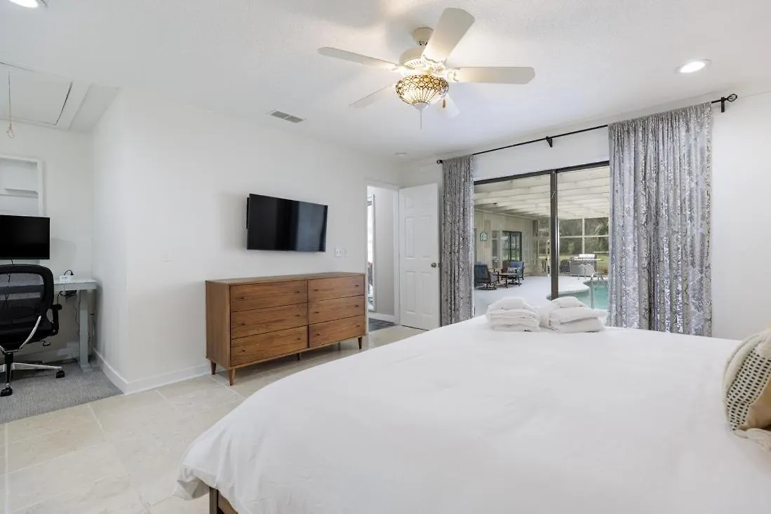 10 Water Oak * Hilton Head Island