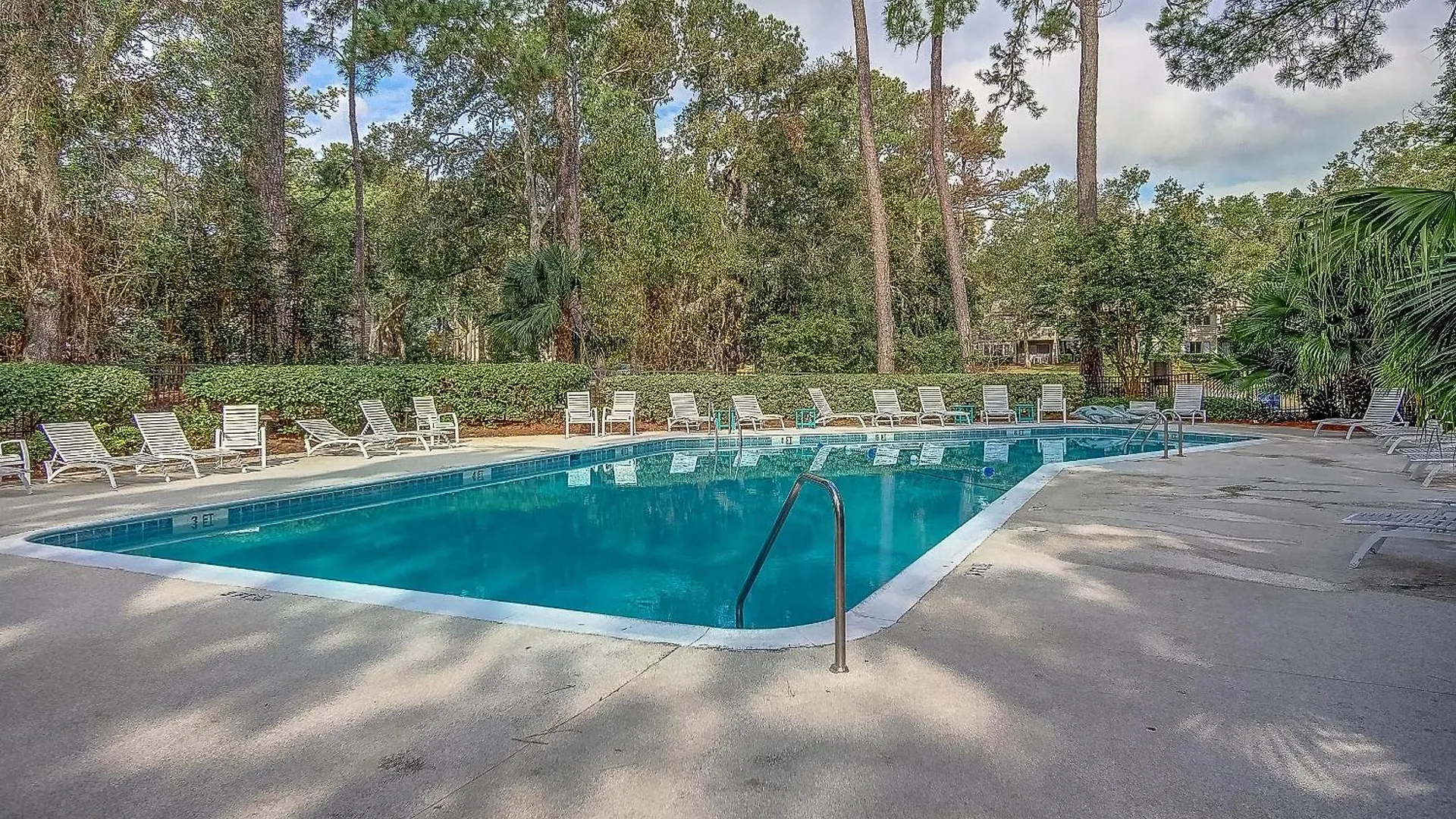 2359 Racquet Club *