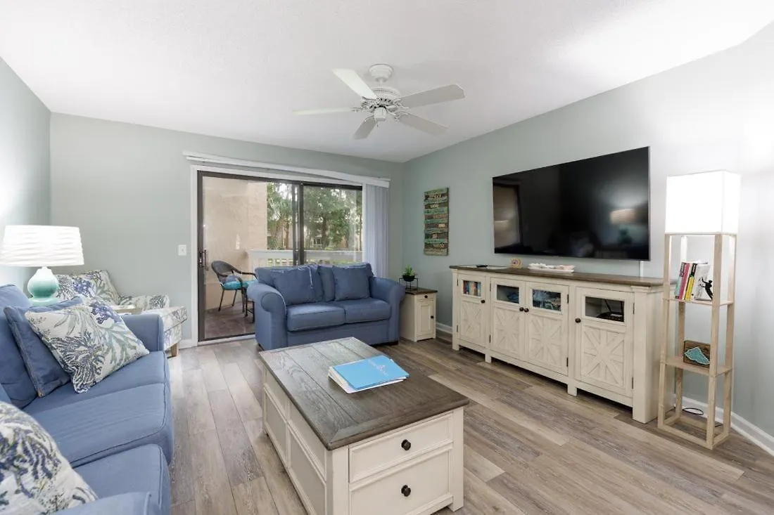 167 Colonnade Club * Hilton Head Island