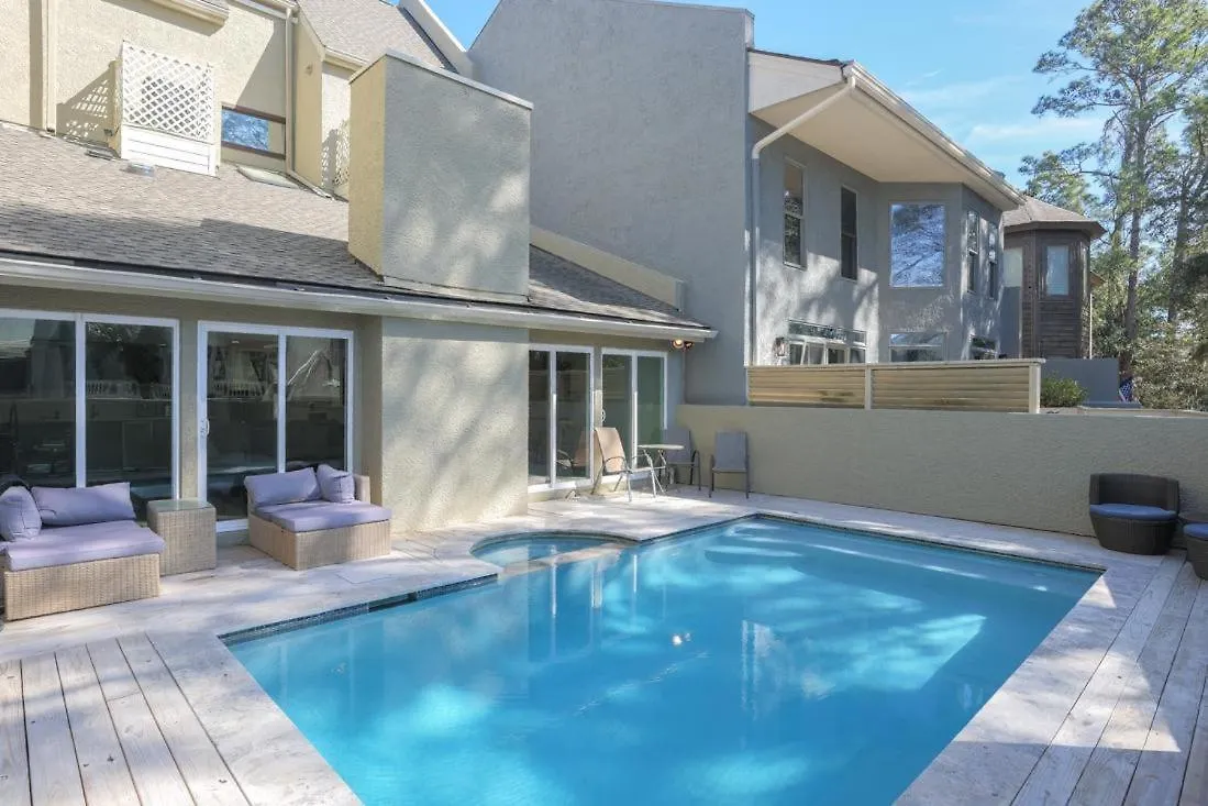 7 Genoa Court Holiday home *