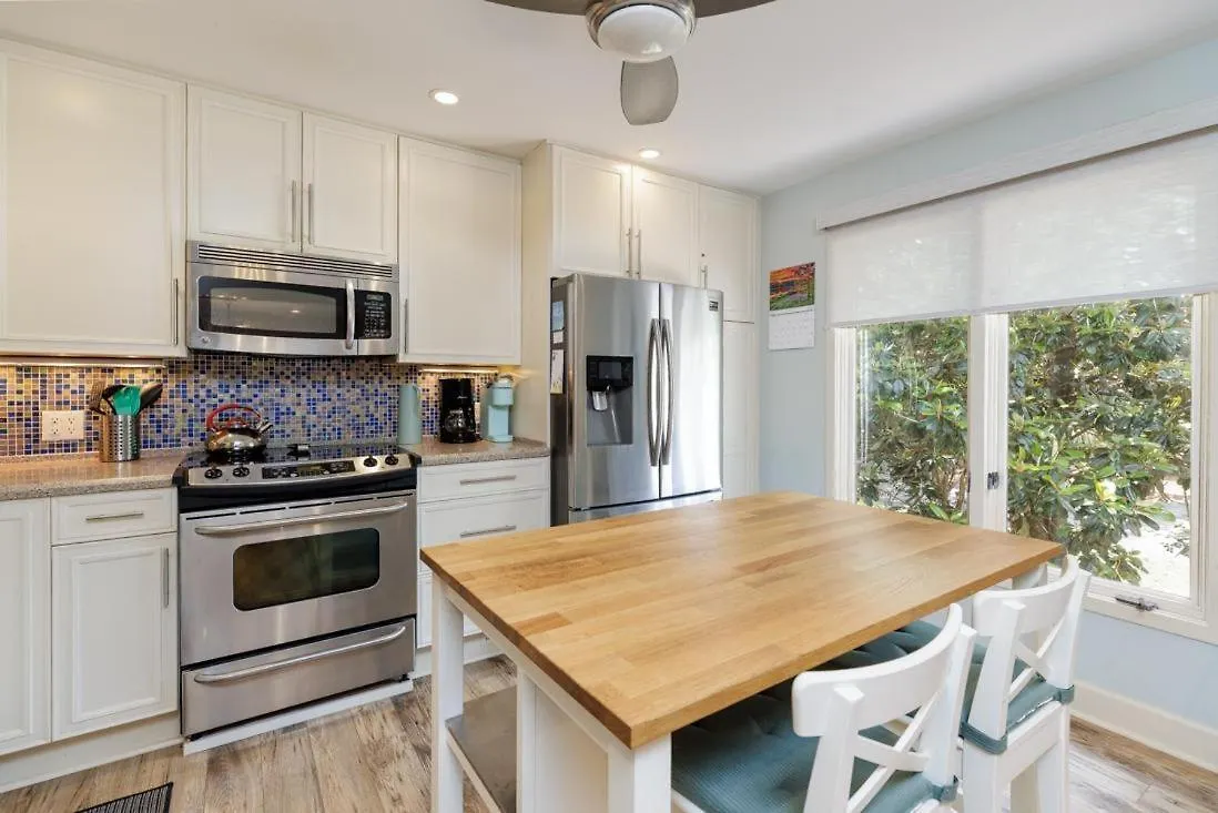 16 Kingston Cove