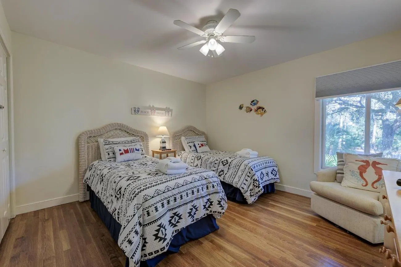 Villa 8 Lighthouse Road *