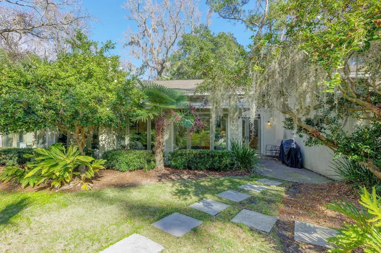 8 Lighthouse Road Hilton Head Island