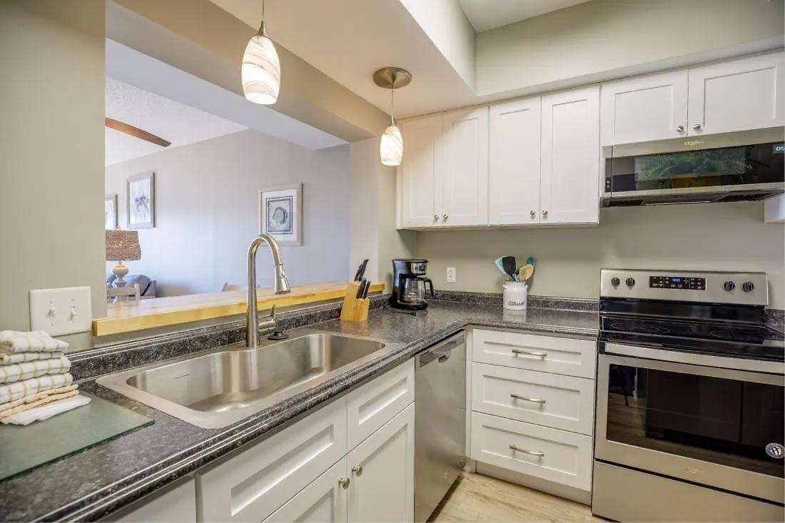 433 Shorewood Villa *