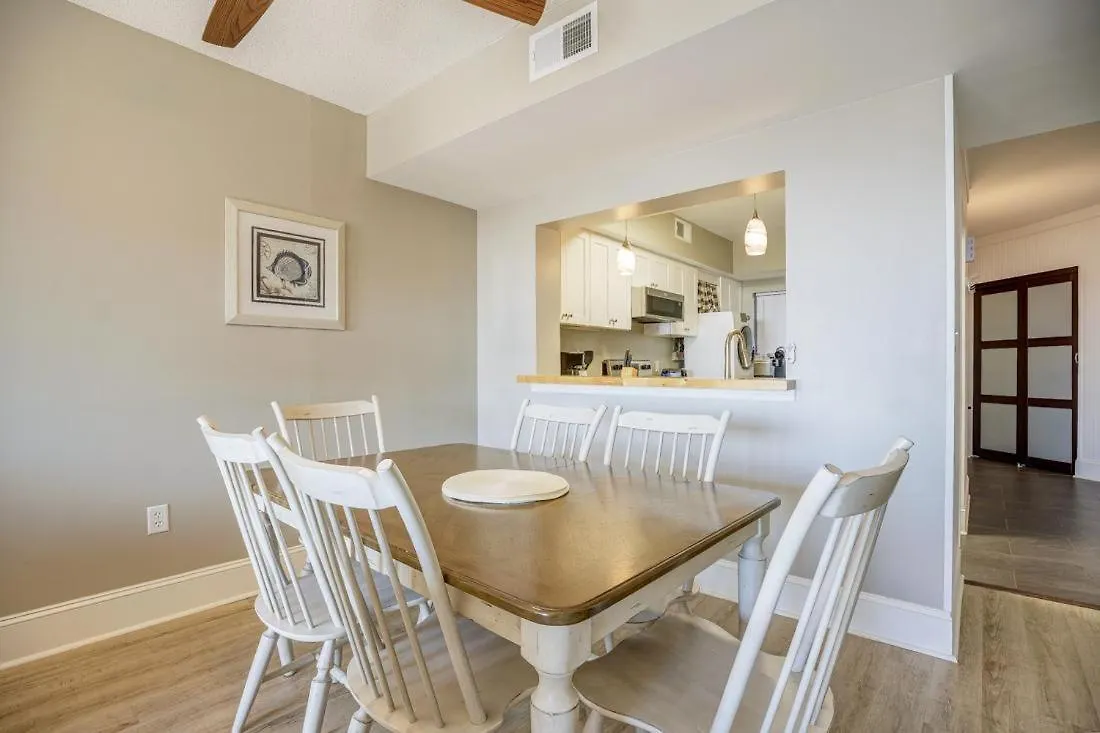 433 Shorewood *