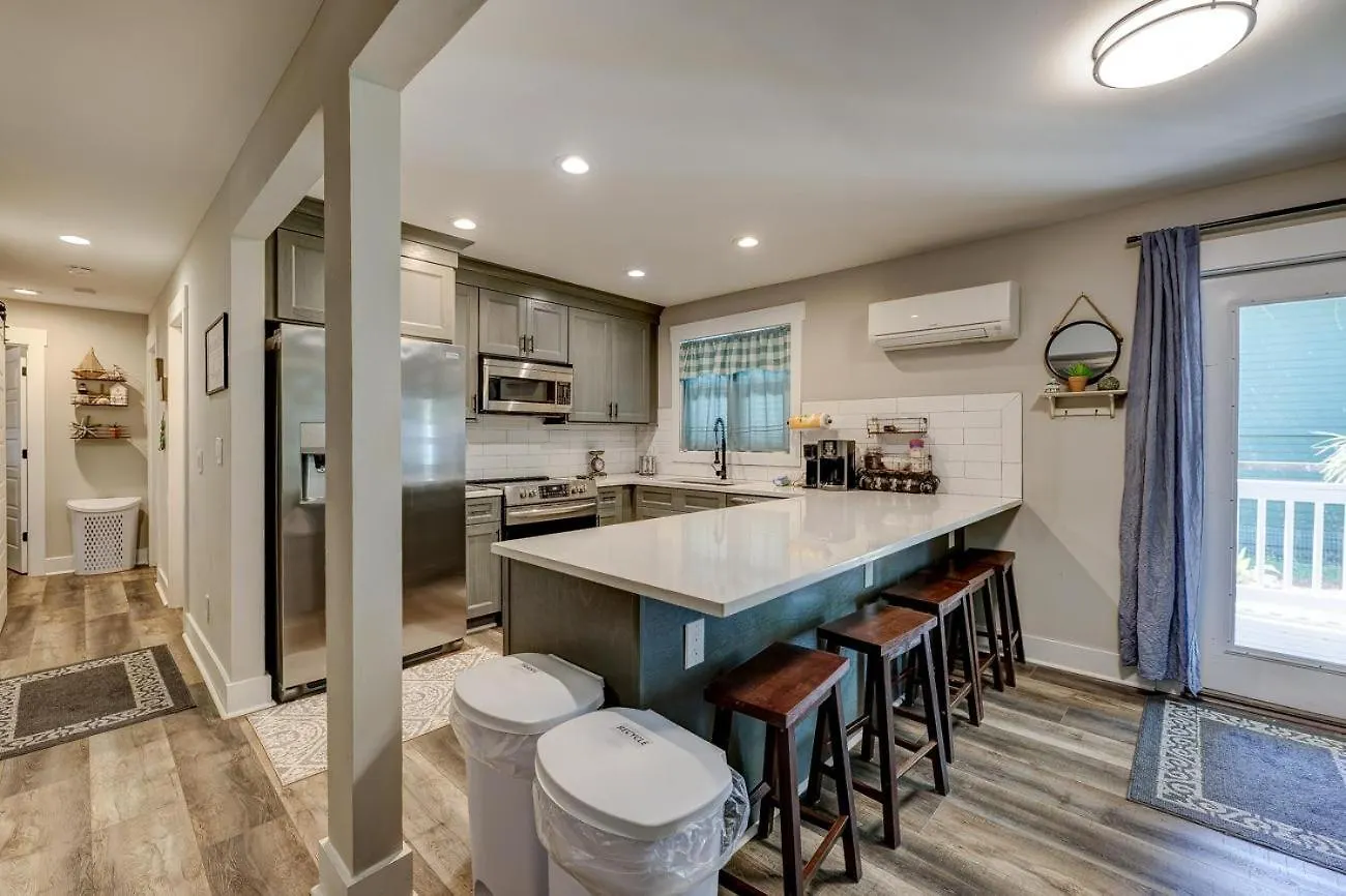 6b Gannet St. Villa