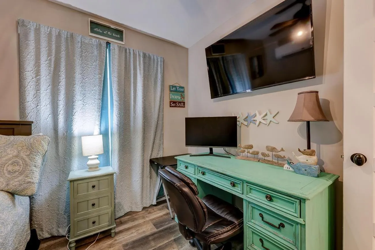 6b Gannet St. *