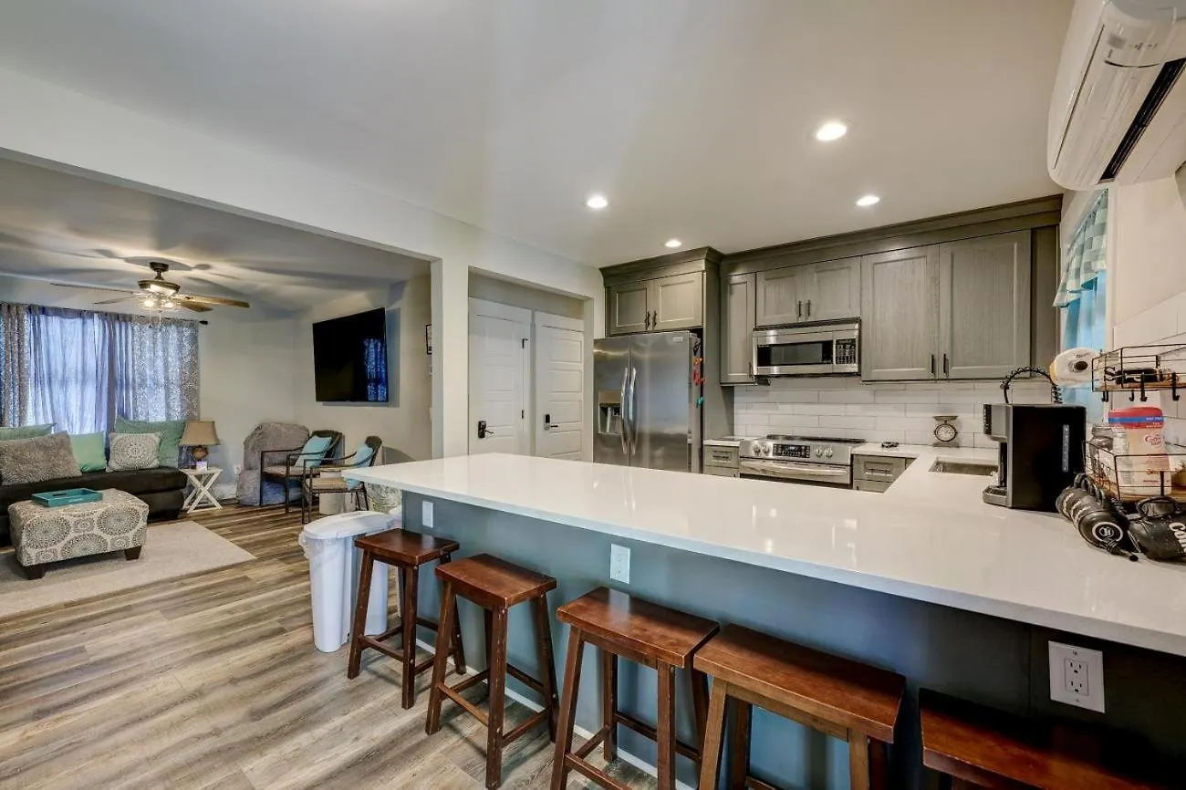6b Gannet St.