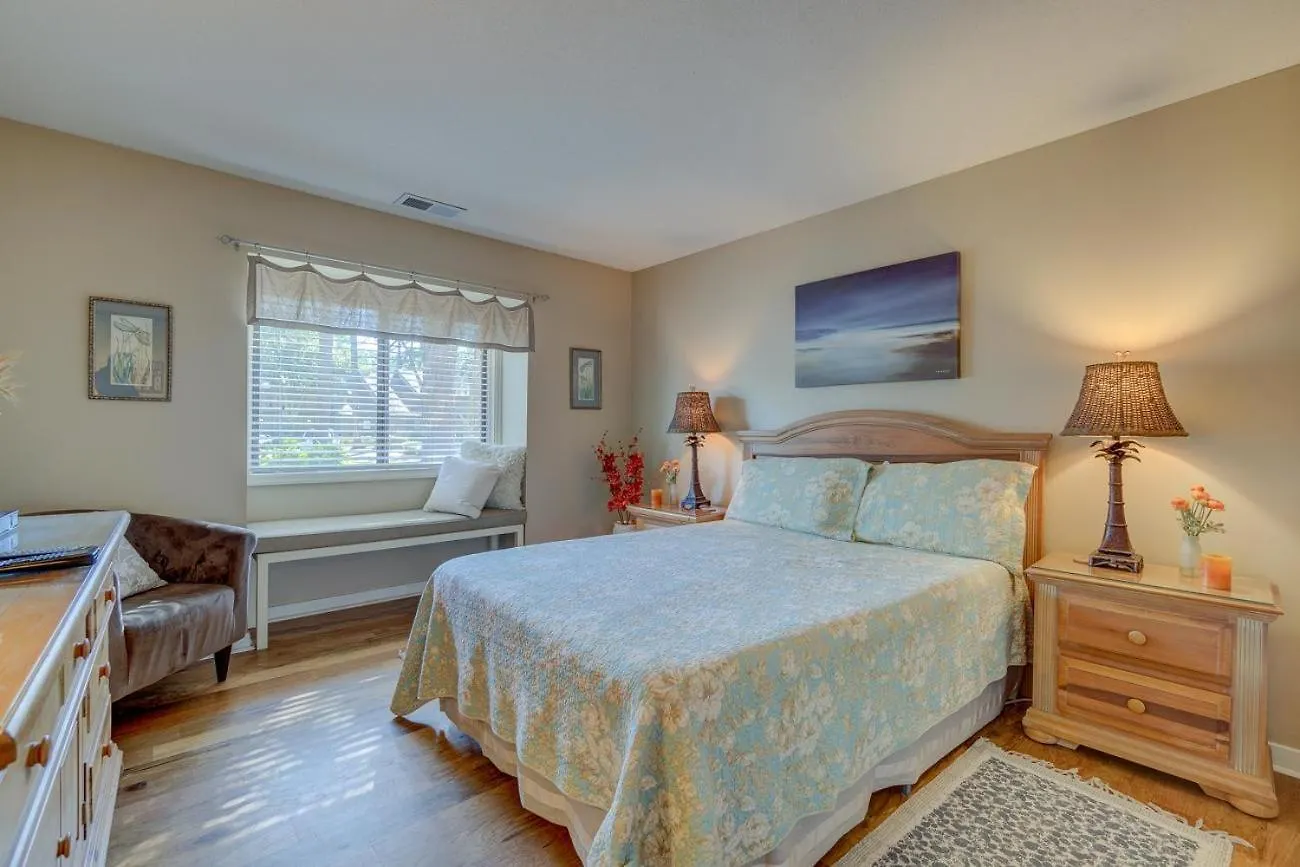 Villa 1425 South