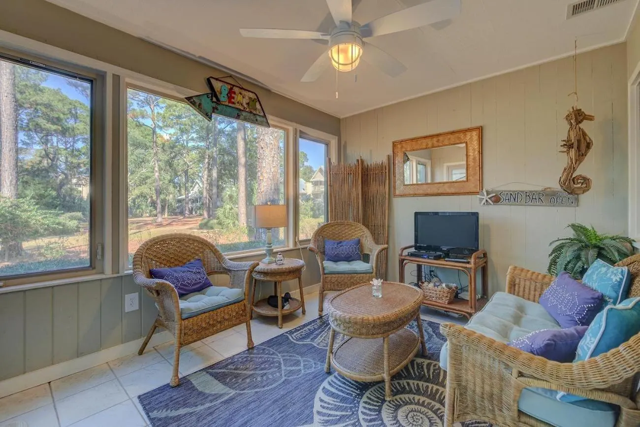 1425 South Villa *