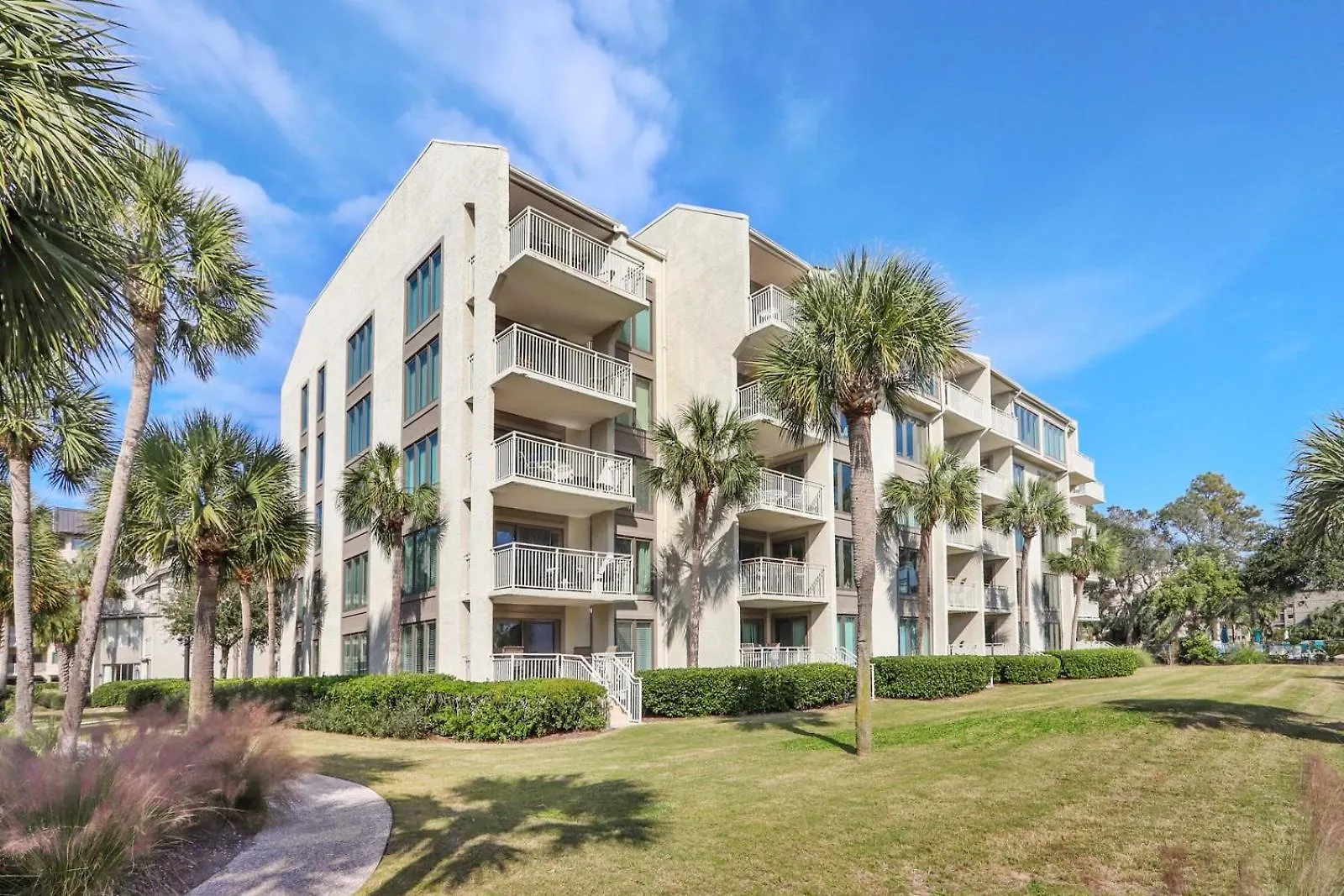 503 Shorewood Villa