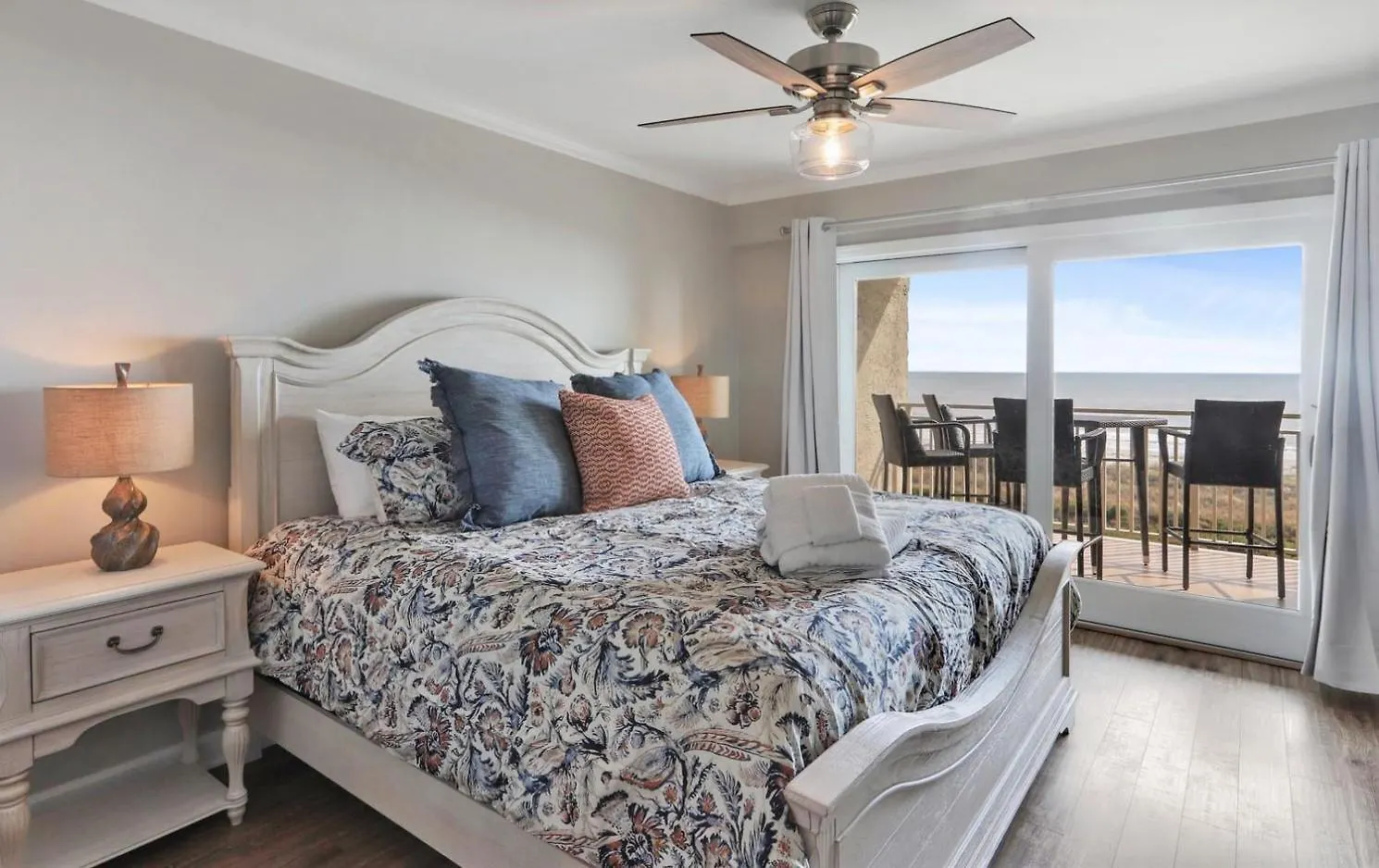 503 Shorewood Villa