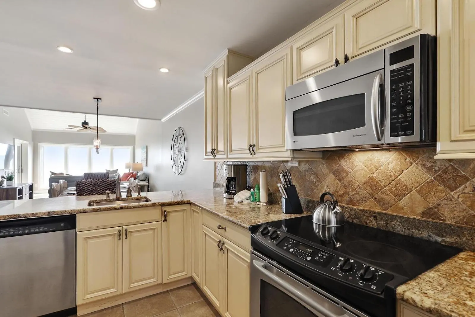 503 Shorewood *