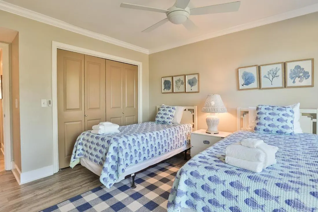24 Land's End Holiday home