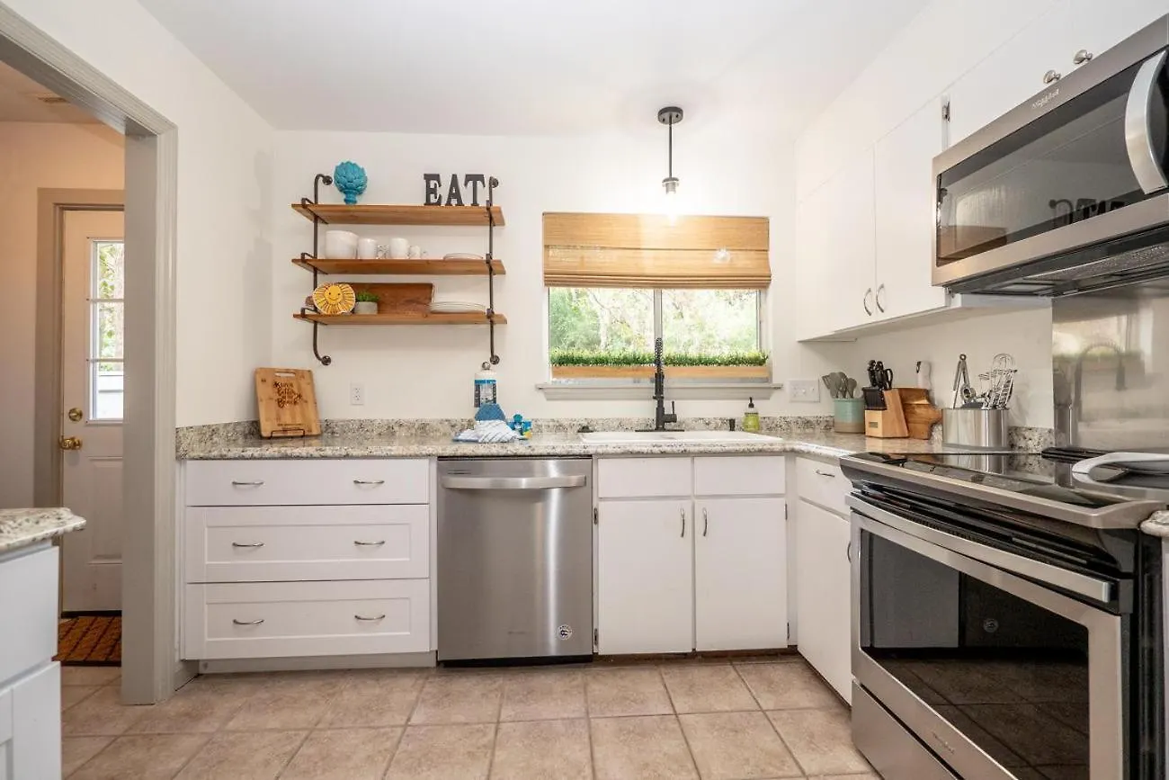 55 Lawton Rd. * Hilton Head Island