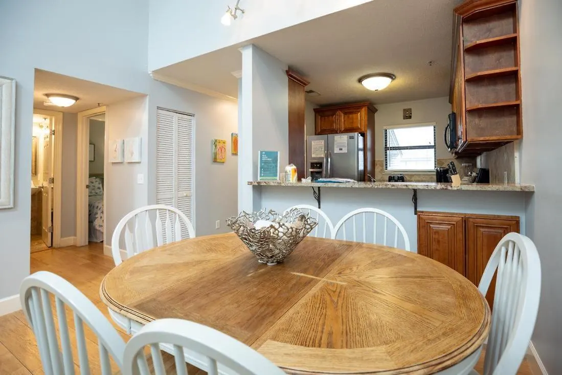 7304 Treetops Villa *