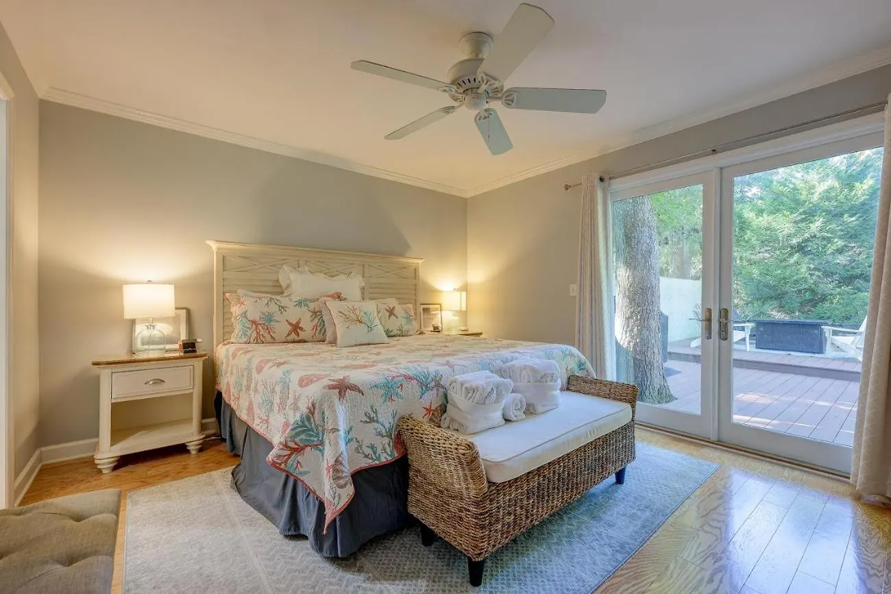 5 Hollyberry Lane * Hilton Head Island
