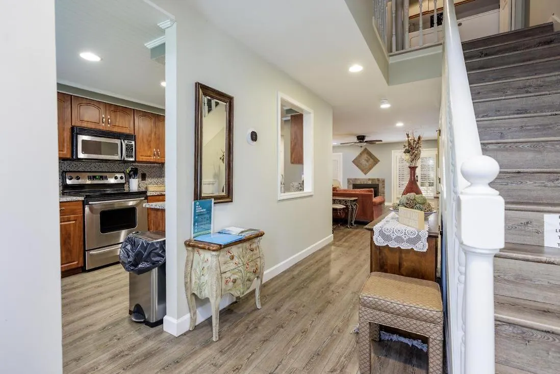 225 Evian * Hilton Head Island