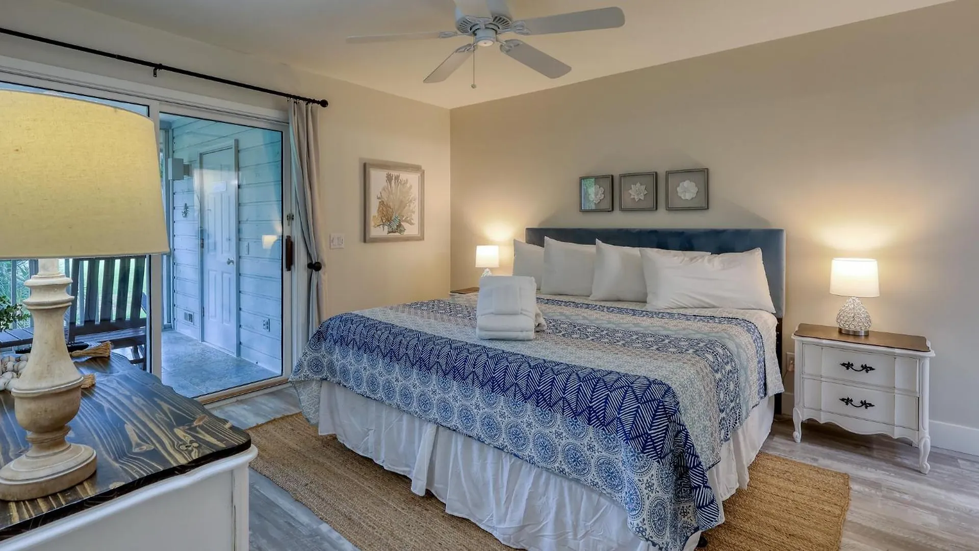 33 Kingston Cove - Host2coast *