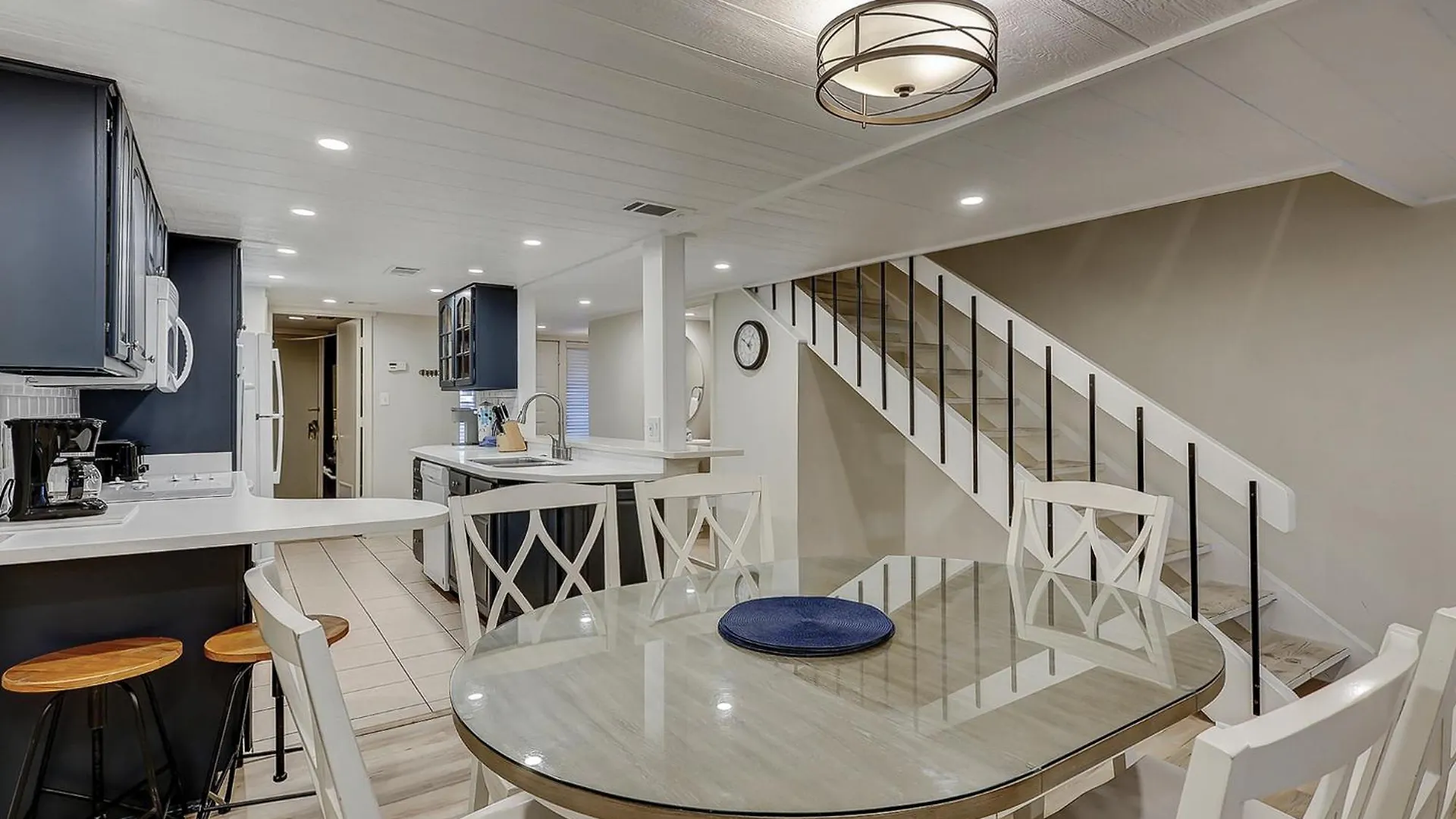 Updated Luxury 3 Bedroom 3 Ba Townhome In Sea Pines Near Harbourtown Sleeps 8 Community Pool Pet Friendly * Hilton Head Island