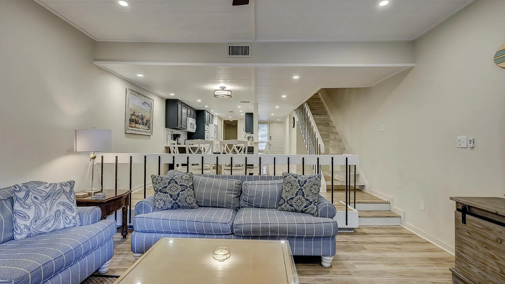 Holiday home Updated Luxury 3 Bedroom 3 Ba Townhome In Sea Pines Near Harbourtown Sleeps 8 Community Pool Pet Friendly