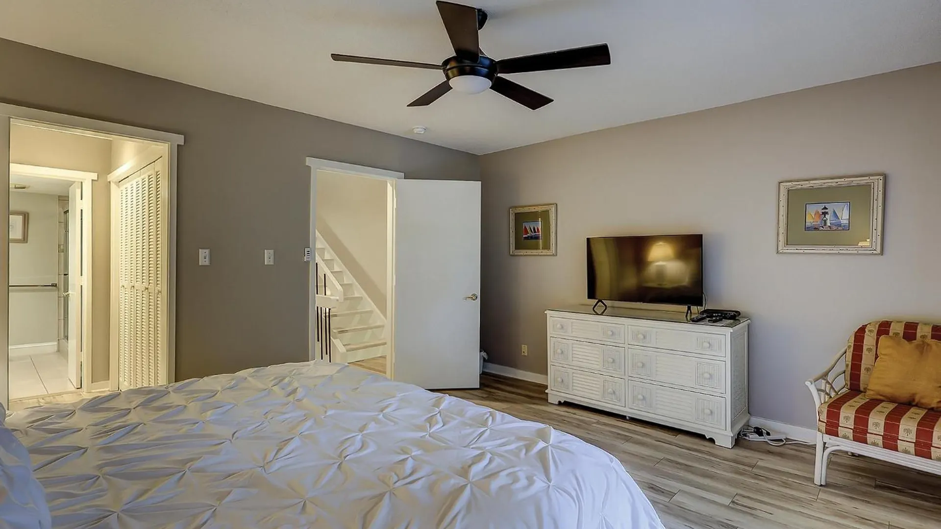 Updated Luxury 3 Bedroom 3 Ba Townhome In Sea Pines Near Harbourtown Sleeps 8 Community Pool Pet Friendly * Hilton Head Island