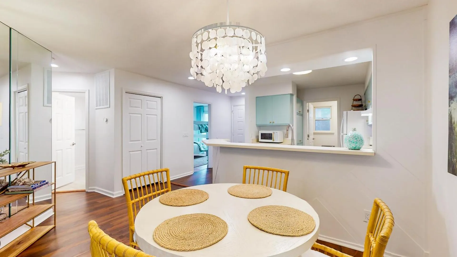 Apartment Colonnade Club 147