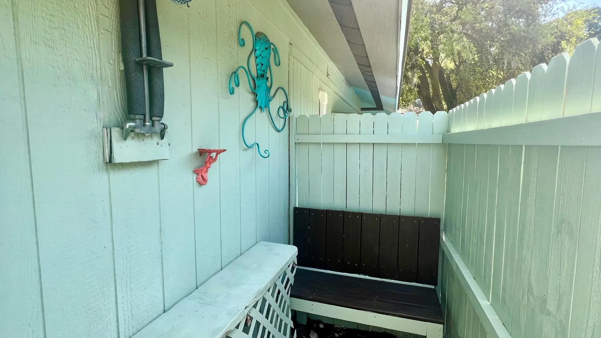 Under The Sea Walk2beach Huge Yard Outdoor Shower *