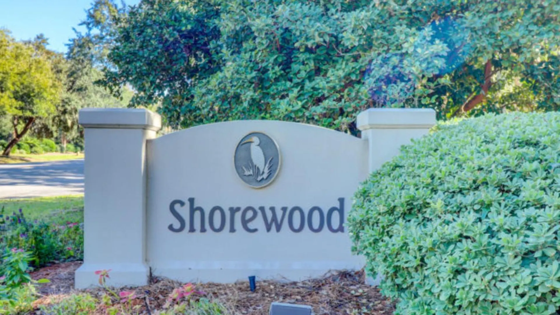 Shorewood 511 Apartment