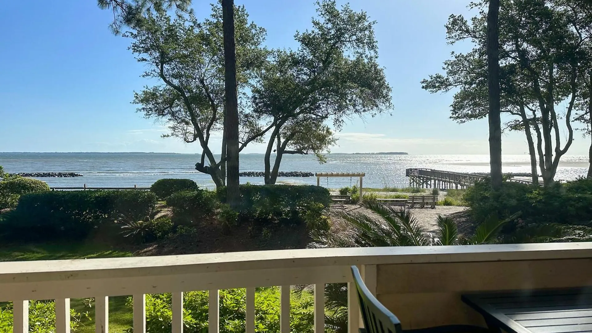 Apartment On Port Royal Sound 1102