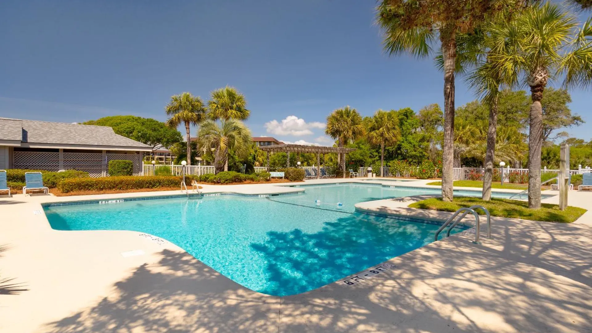 Oceanfront, Complex Pool, Bikes Hilton Head Island