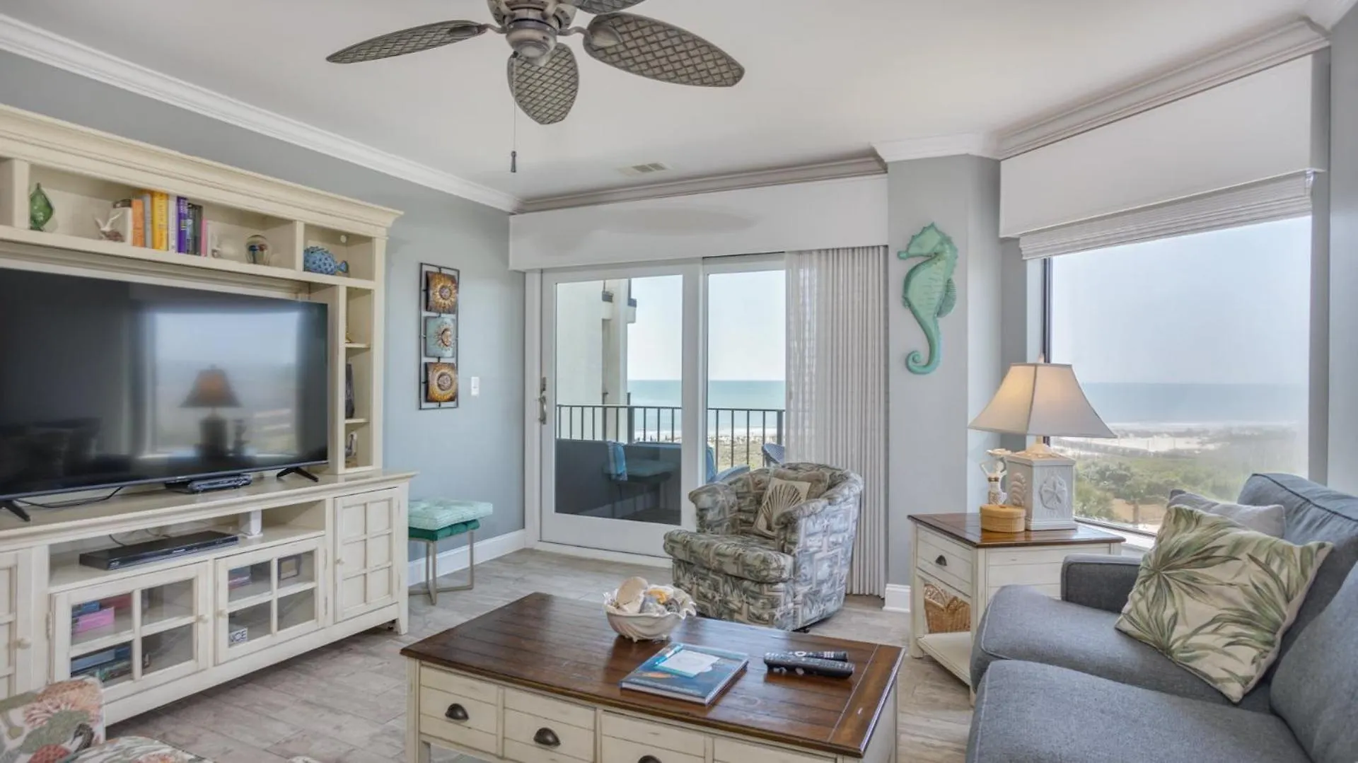 Oceanfront, Private Balcony, Complex Pool *