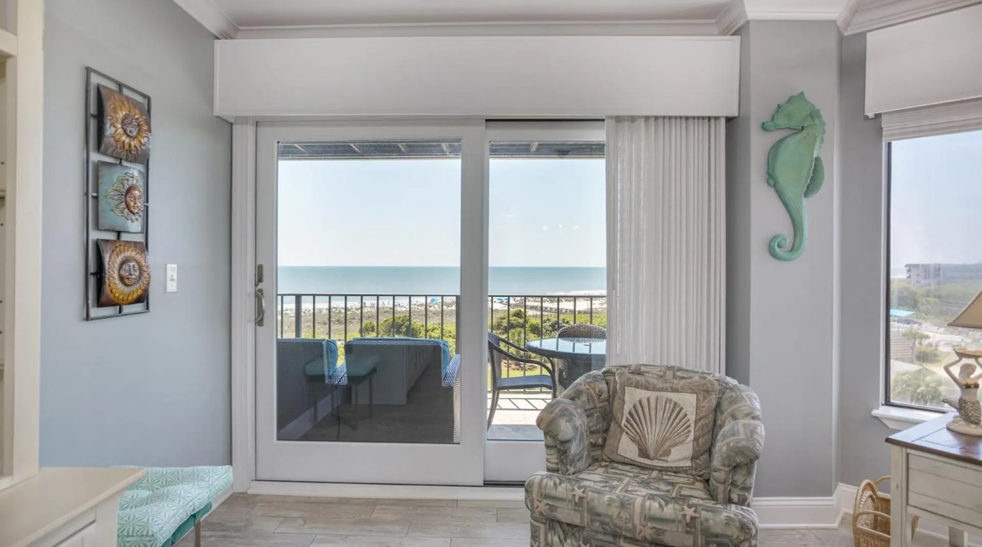 Oceanfront, Private Balcony, Complex Pool Villa