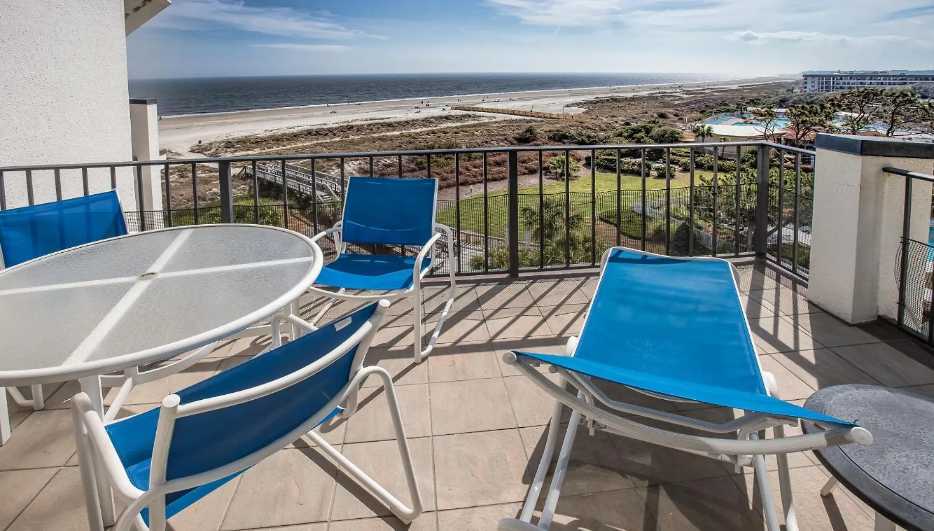 Ocean Views, Beach, Bikes Villa
