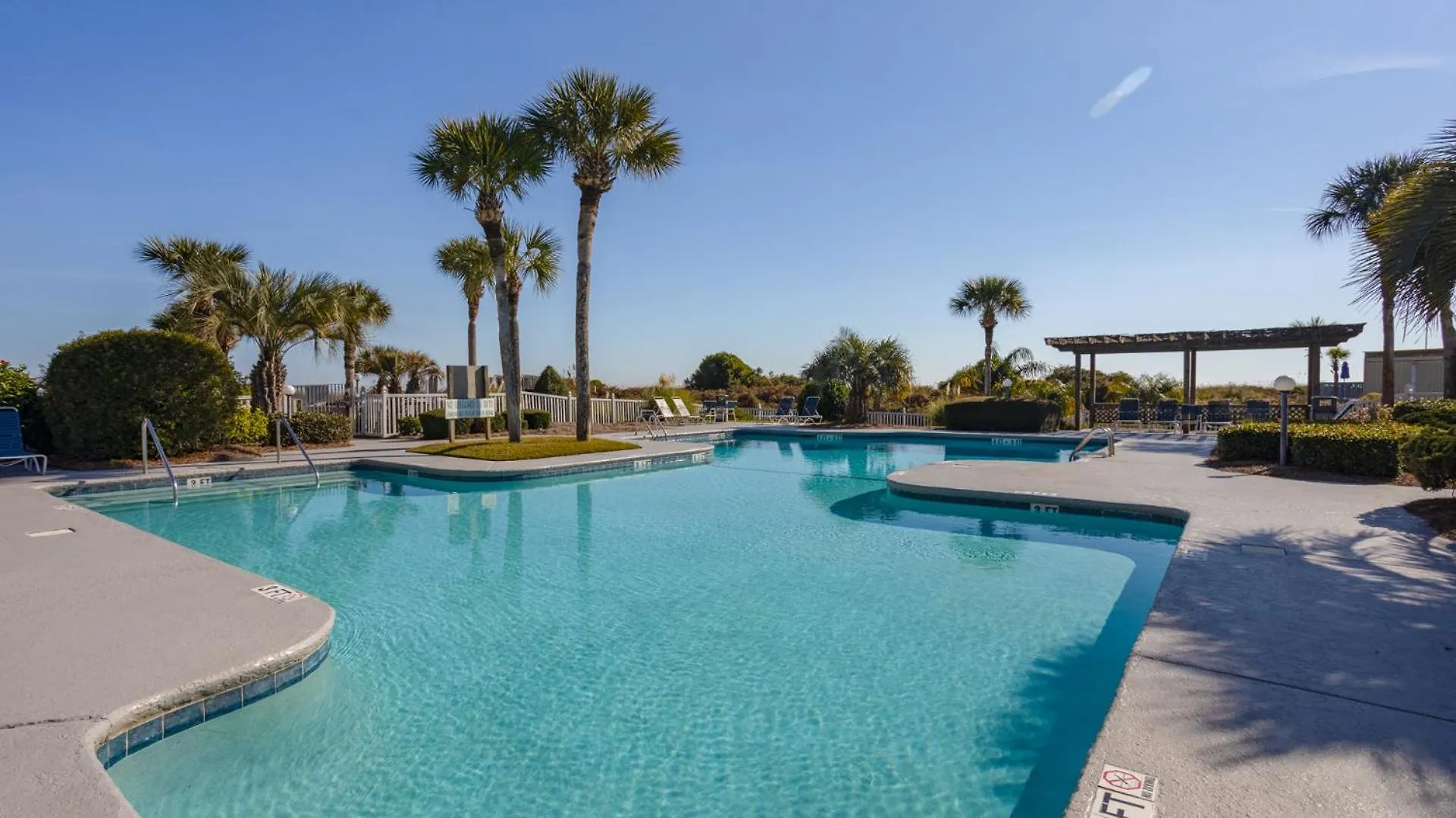Oceanfront, Luxury Getaway, Bikes Villa Hilton Head Island
