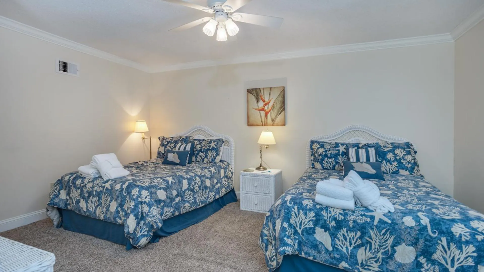 Oceanfront, Luxury Getaway, Bikes Villa