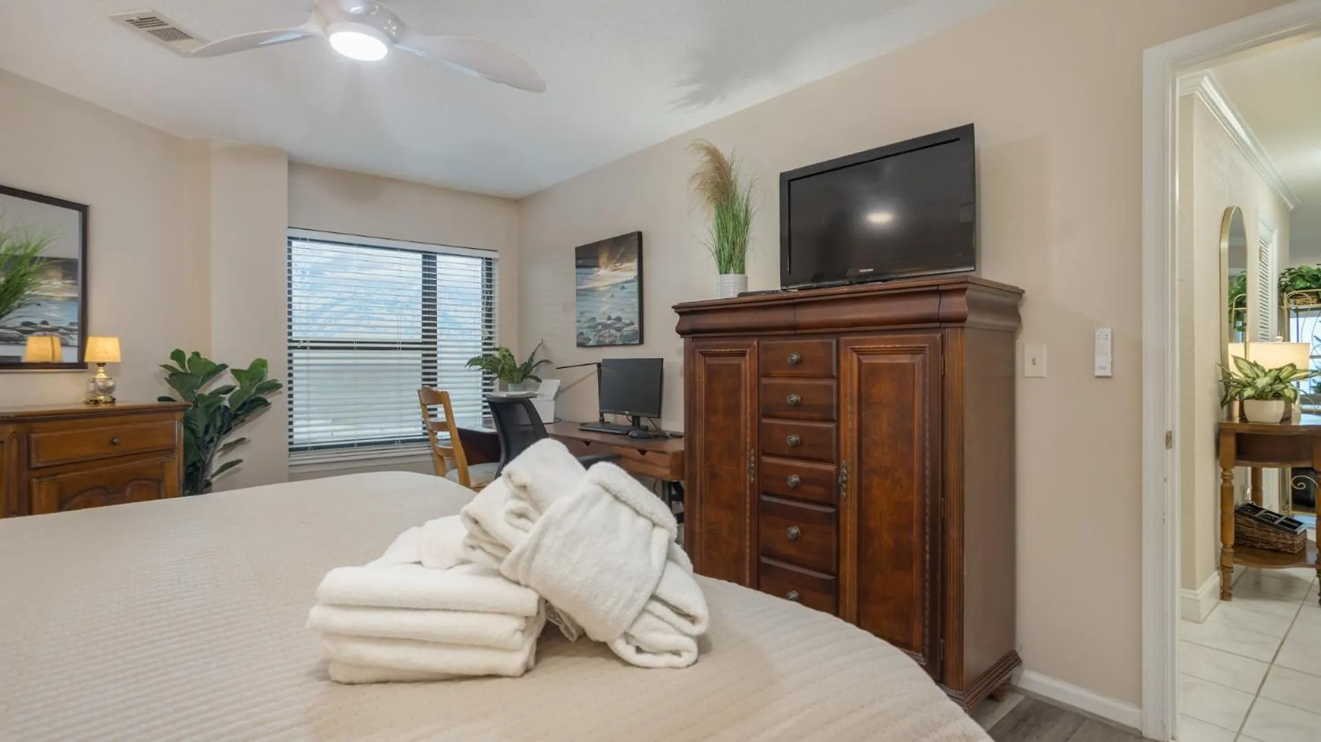 Oceanfront, Complex Pool, Oasis Villa Hilton Head Island