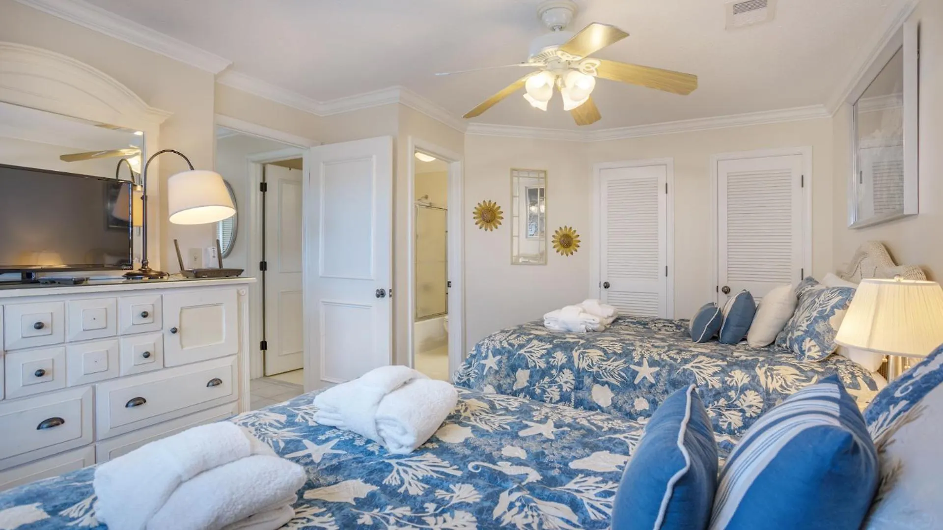 Oceanfront, Luxury Getaway, Bikes *