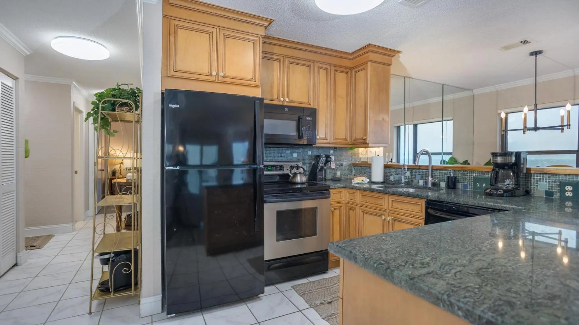 Villa Oceanfront, Complex Pool, Oasis