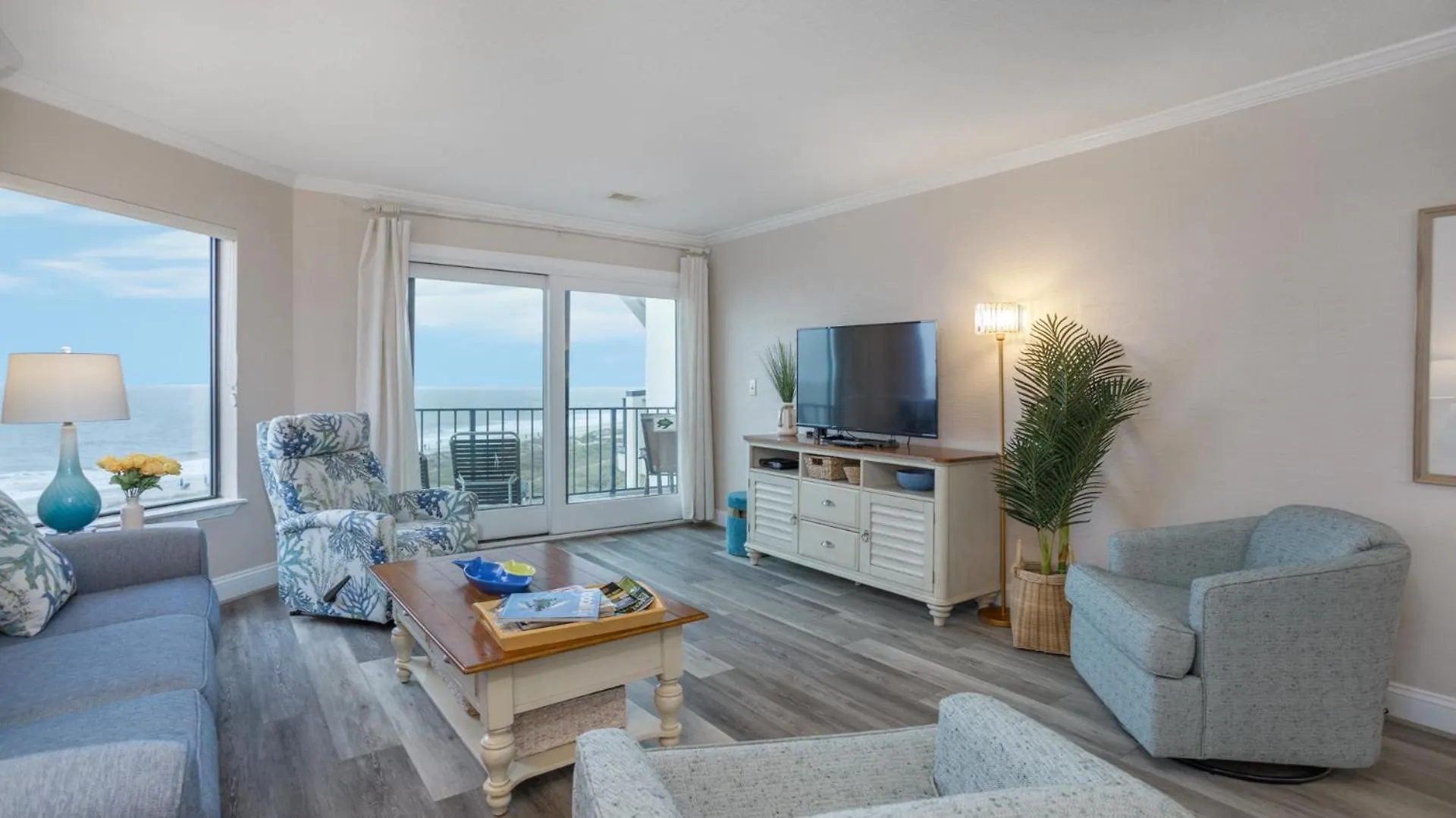 Oceanfront, Complex Pool, Oasis Villa *