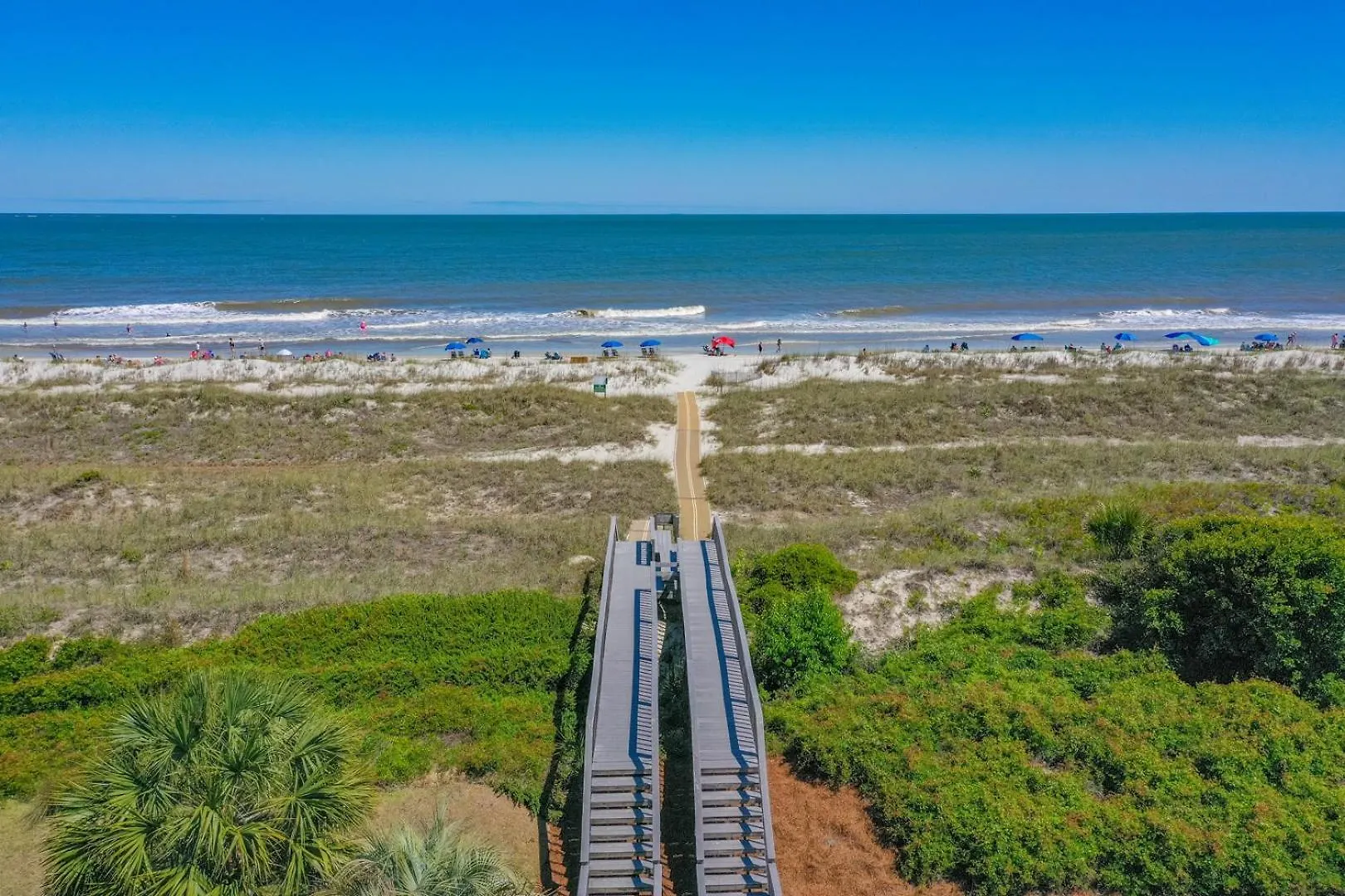 Oceanfront, Private Balcony, Complex Pool Villa *
