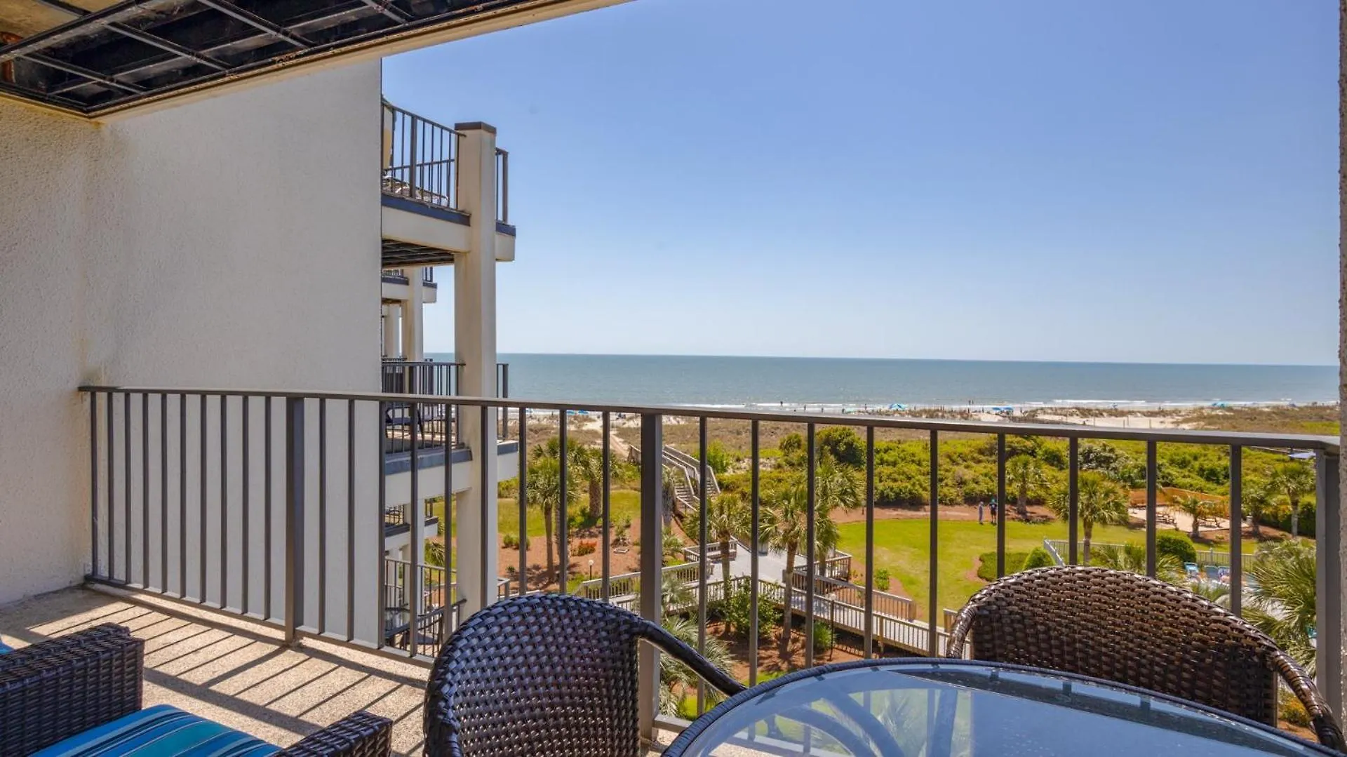 Oceanfront, Private Balcony, Complex Pool