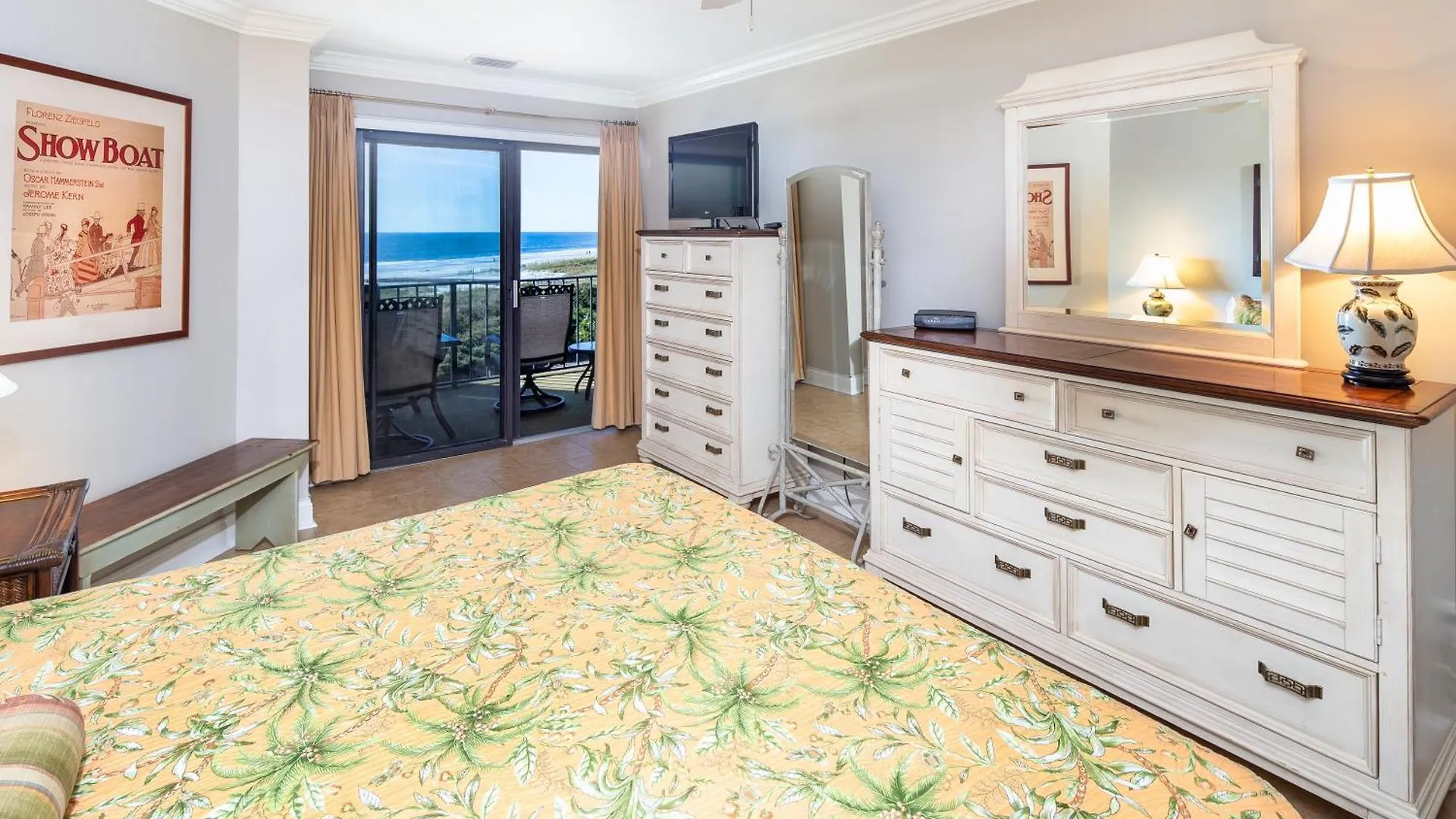 Ocean Views, Bikes, Private Balcony * Hilton Head Island