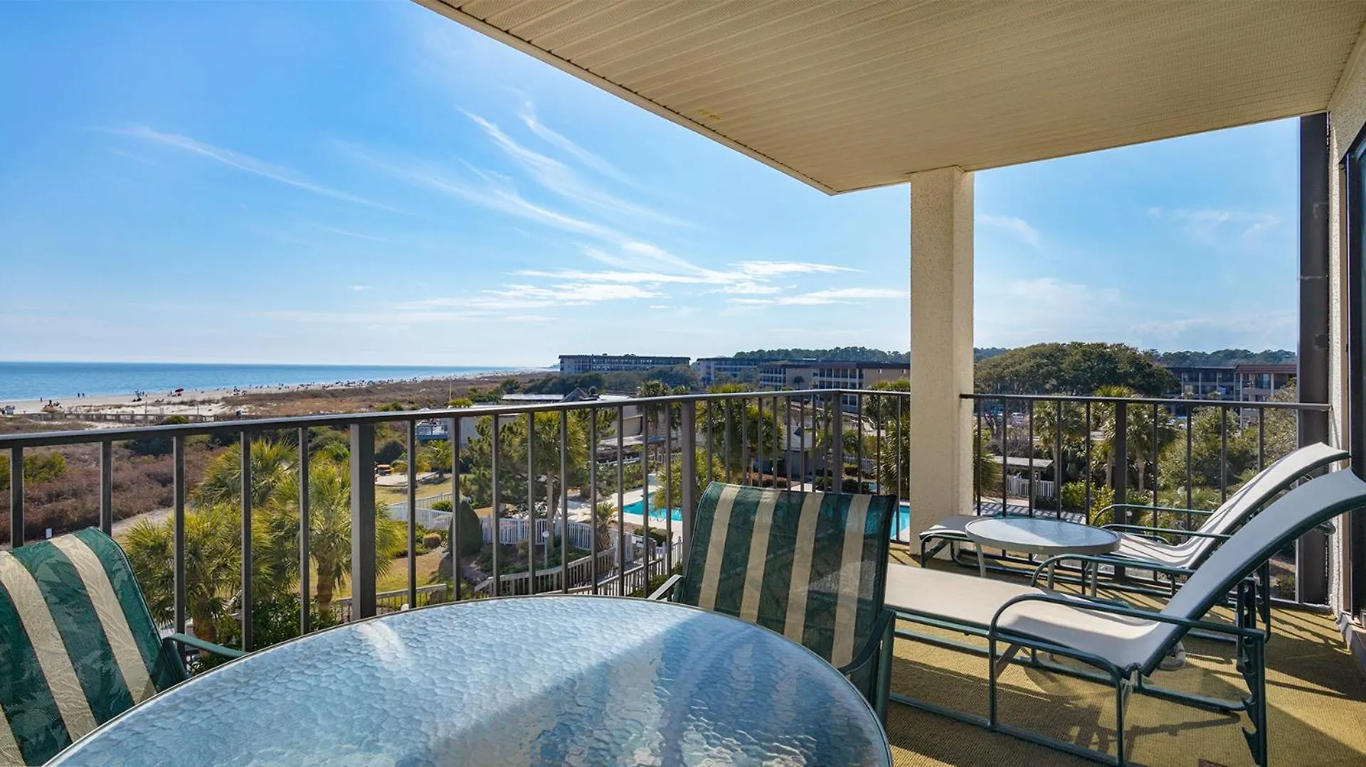 Villa Oceanfront, Private Balcony, Pool *