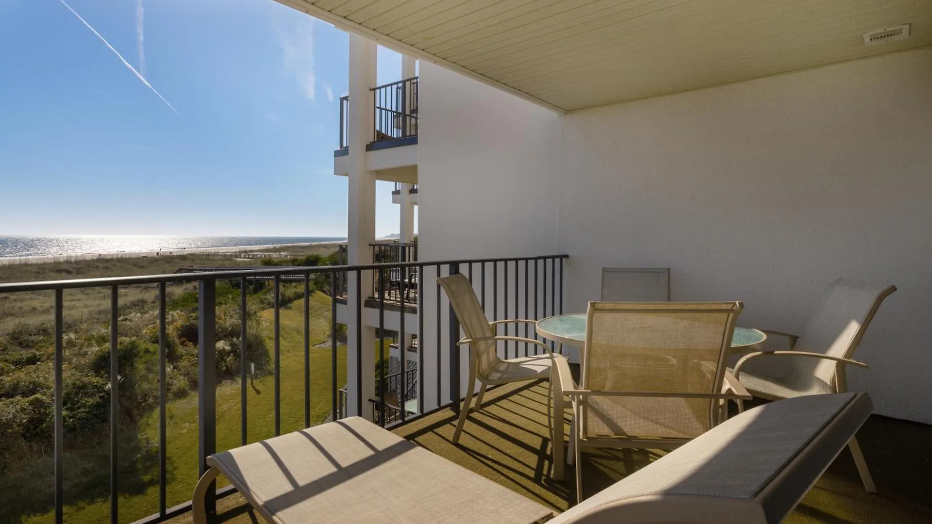 Oceanfront, Complex Pool, Bikes Villa Hilton Head Island