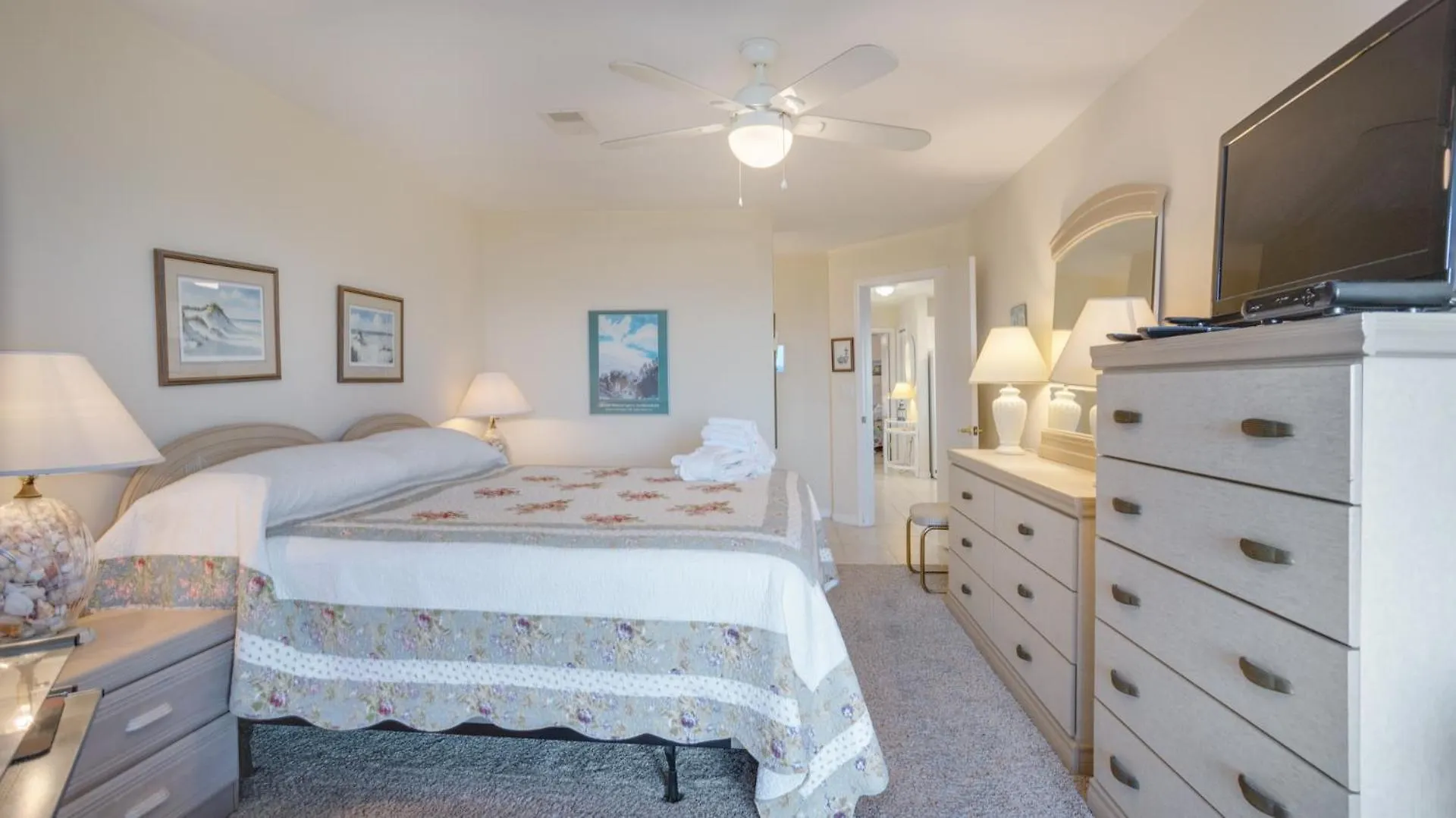 Villa Oceanfront, Getaway, Smart Tvs
