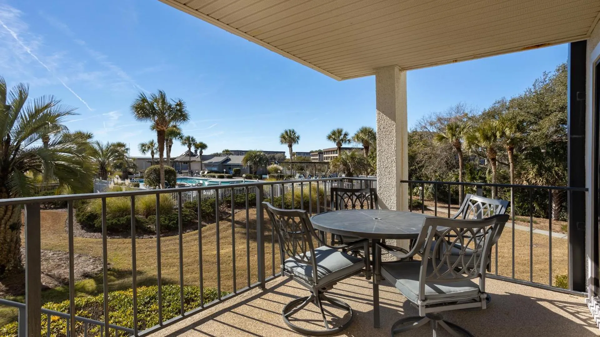 Villa Beachfront, Pool, Open Layout *