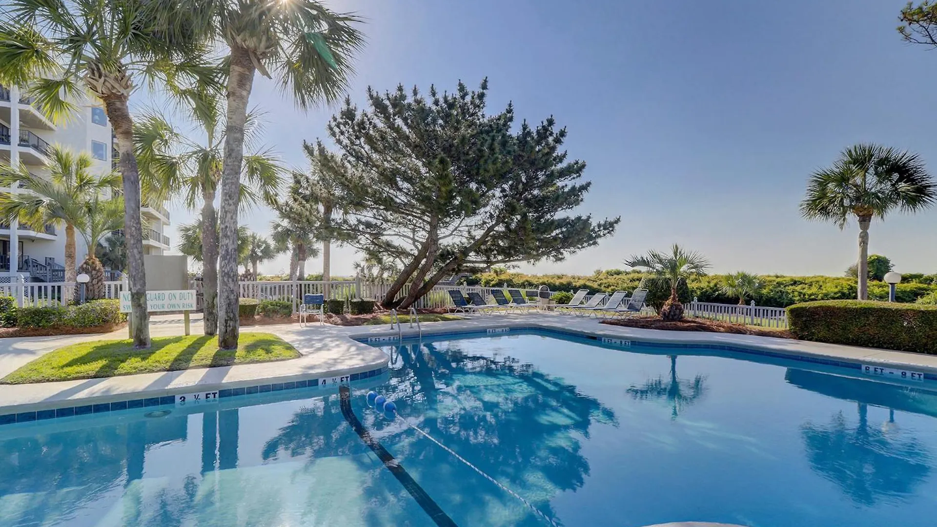 Getaway, First Floor, Pool